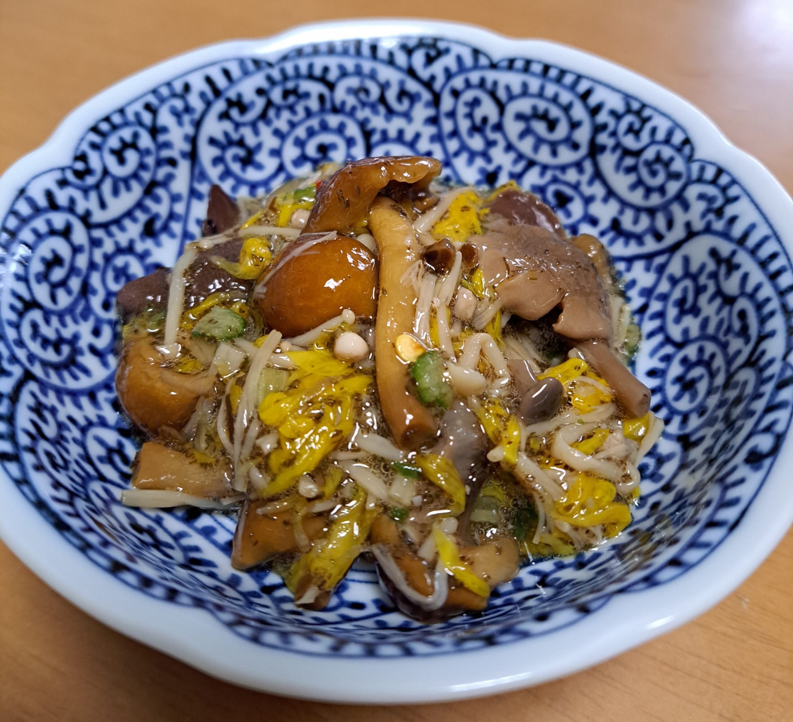 茸とがごめ昆布の旨み醬油漬け
