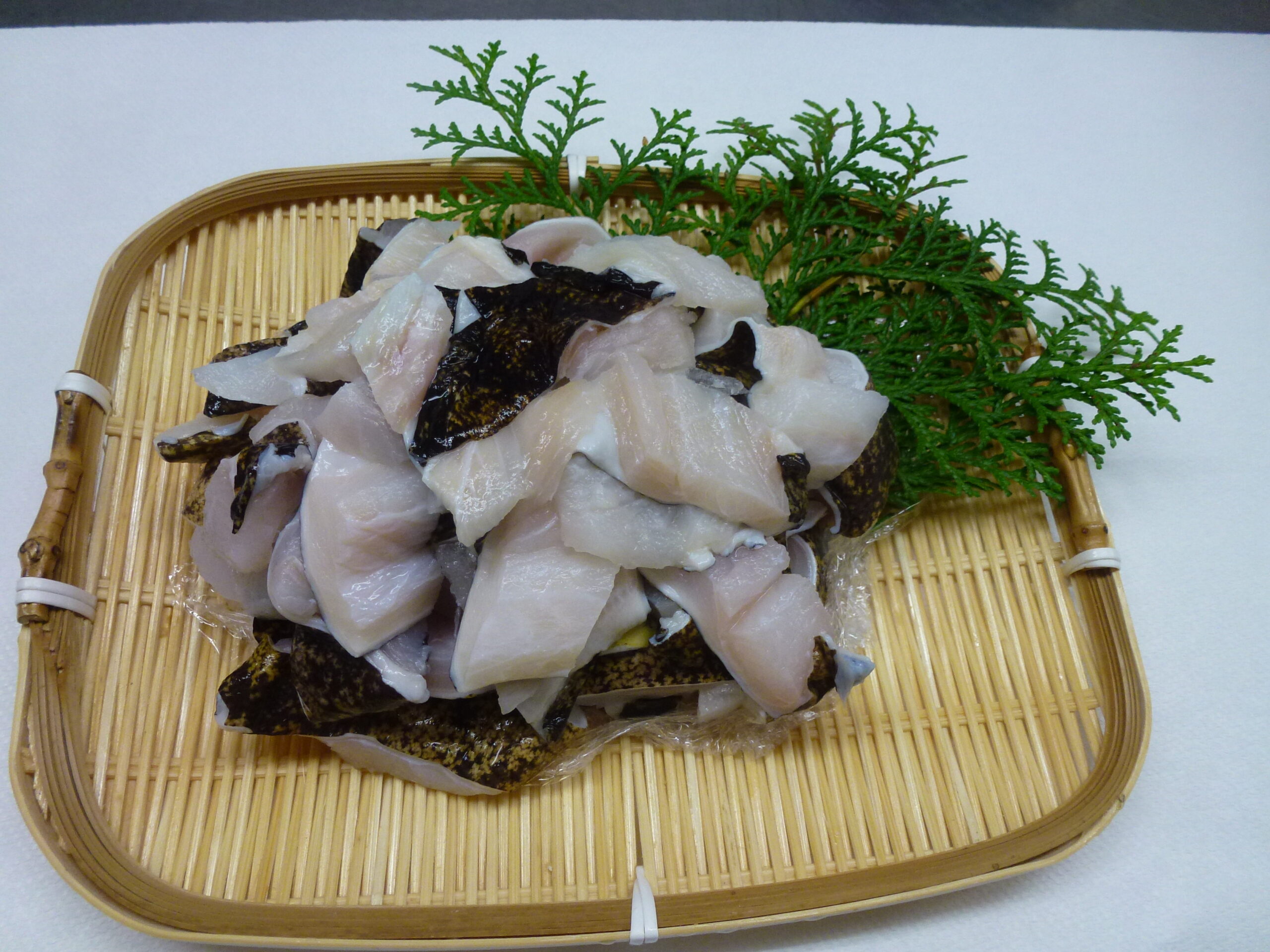 うつぼカット(骨取)