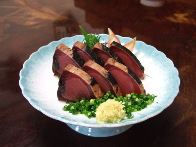 鰹　B-1 タタキ(炭火焼き　または藁焼き)