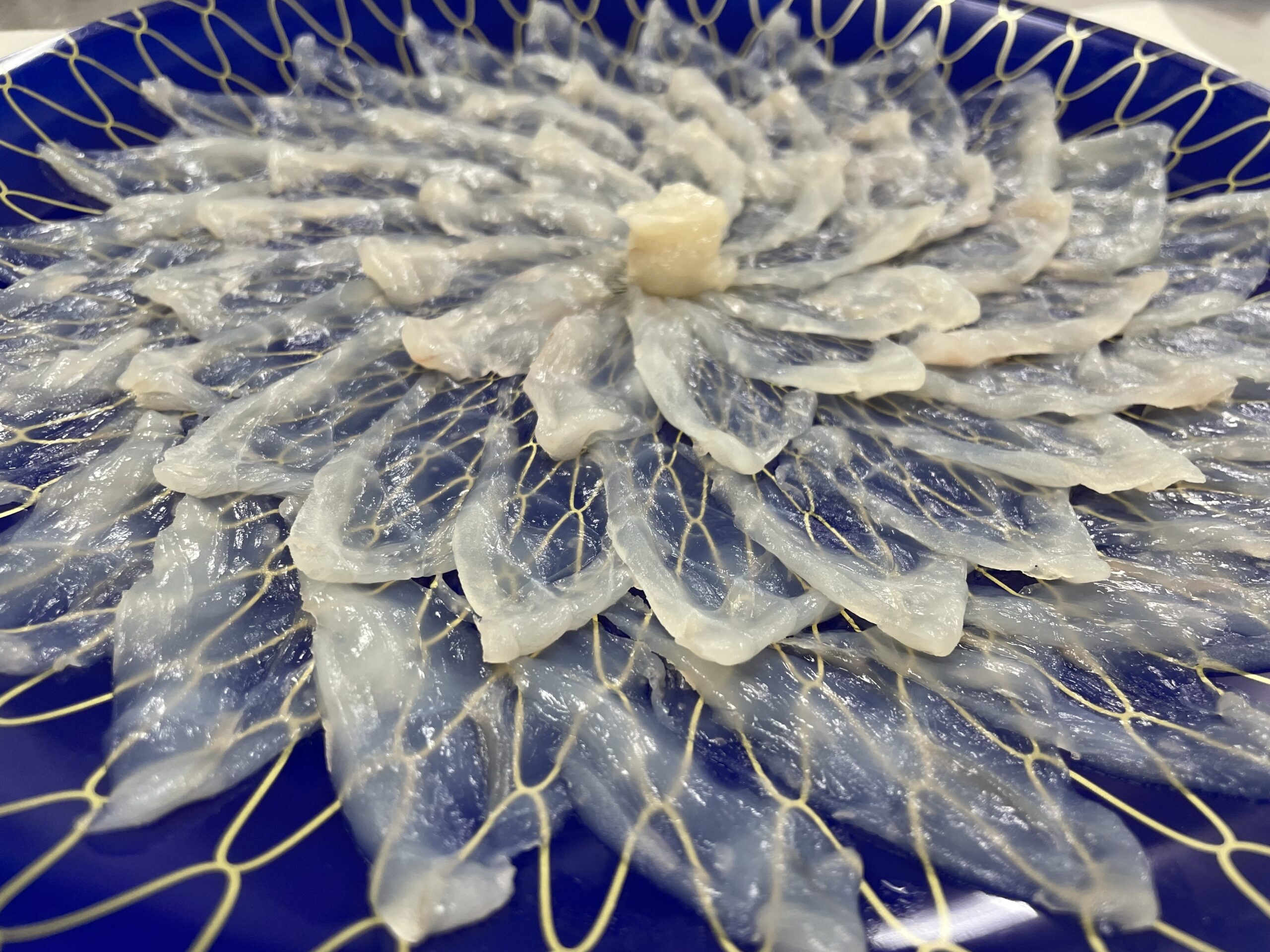 とらふぐの刺身