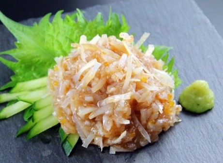 プレミアムくじら梅水晶