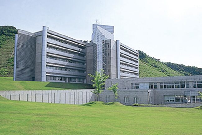 学校法人公立大学法人　福井県立大学